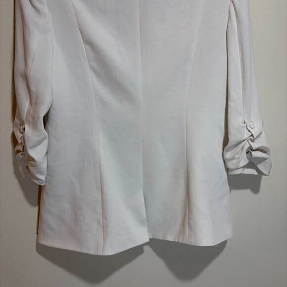 Cinq a Sept Khloe Crepe 3/4-Sleeve Blazer White - Picture 14 of 16